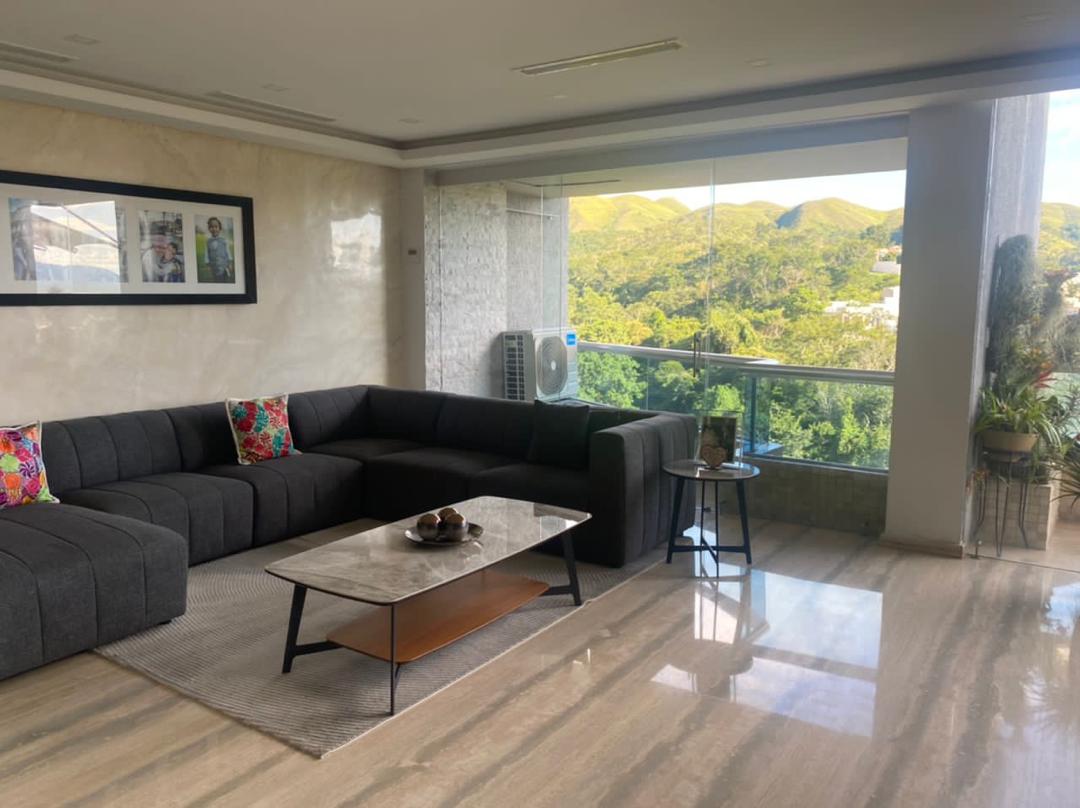 EXCLUSIVO Penthouse en Terrazas de Guataparo